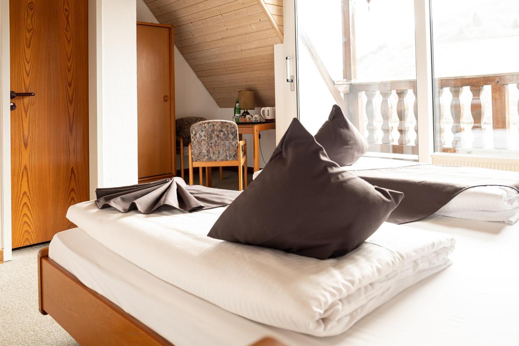 Mike'S Mosel Lodge Treis-Karden Ngoại thất bức ảnh