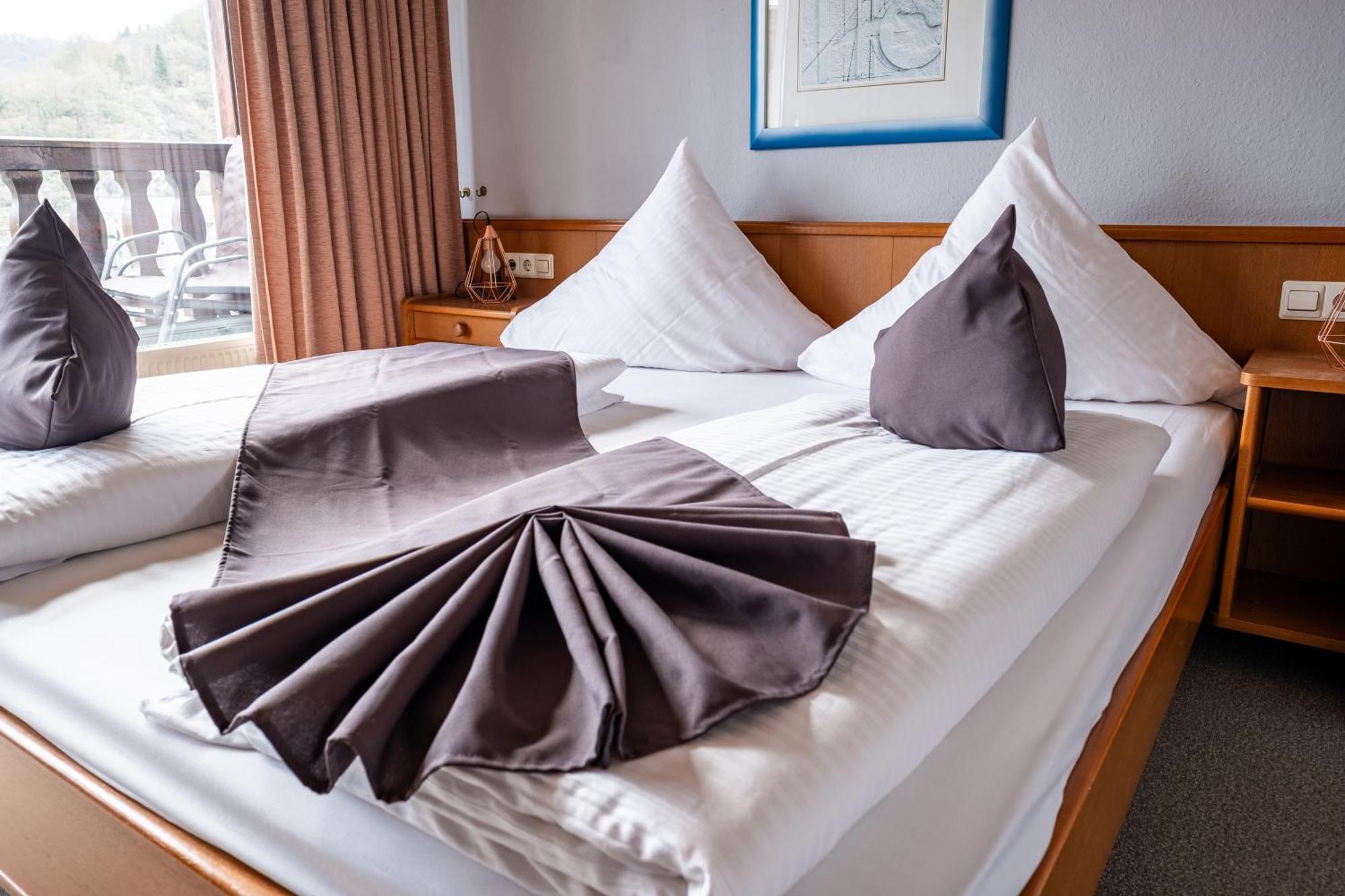 Mike'S Mosel Lodge Treis-Karden Ngoại thất bức ảnh