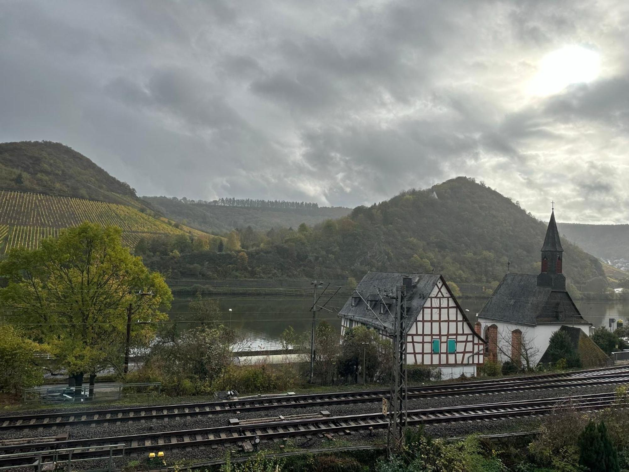 Mike'S Mosel Lodge Treis-Karden Ngoại thất bức ảnh