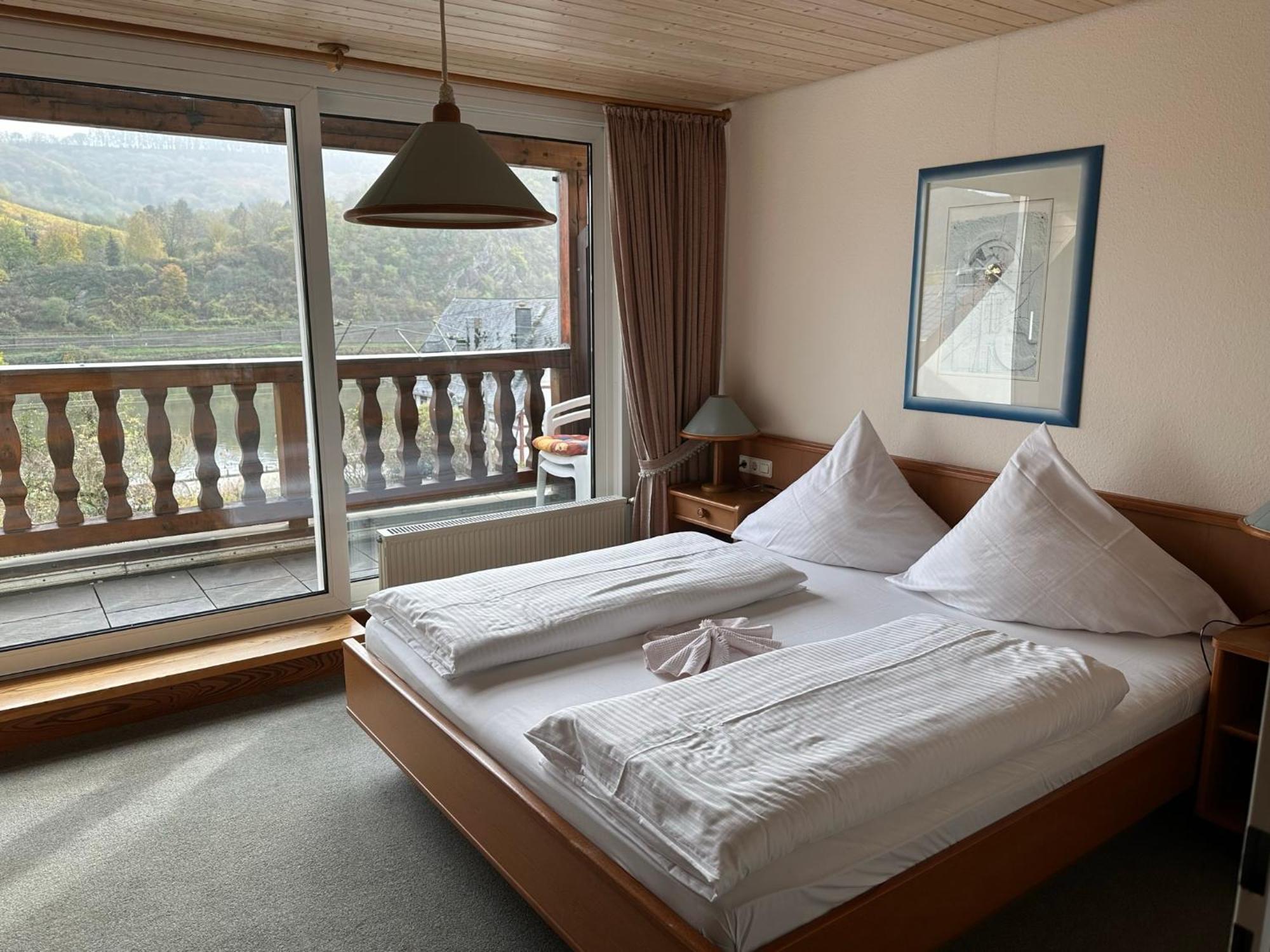 Mike'S Mosel Lodge Treis-Karden Ngoại thất bức ảnh